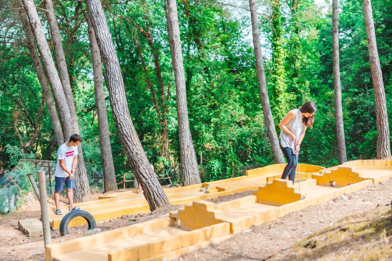 Le Pianacce Camping Village 卡斯塔涅托卡尔杜奇 外观 照片